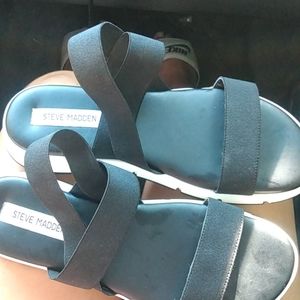 Steve Madden Sandals Black and White size 9.5